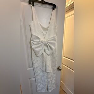 Elegant White Bow Dress